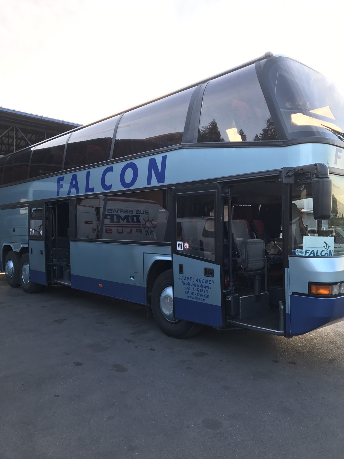Falcon Autobus