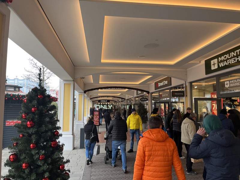 Outlet Parndorf Šoping Tura