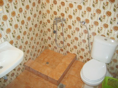 polihrono vila lemonia kupatilo