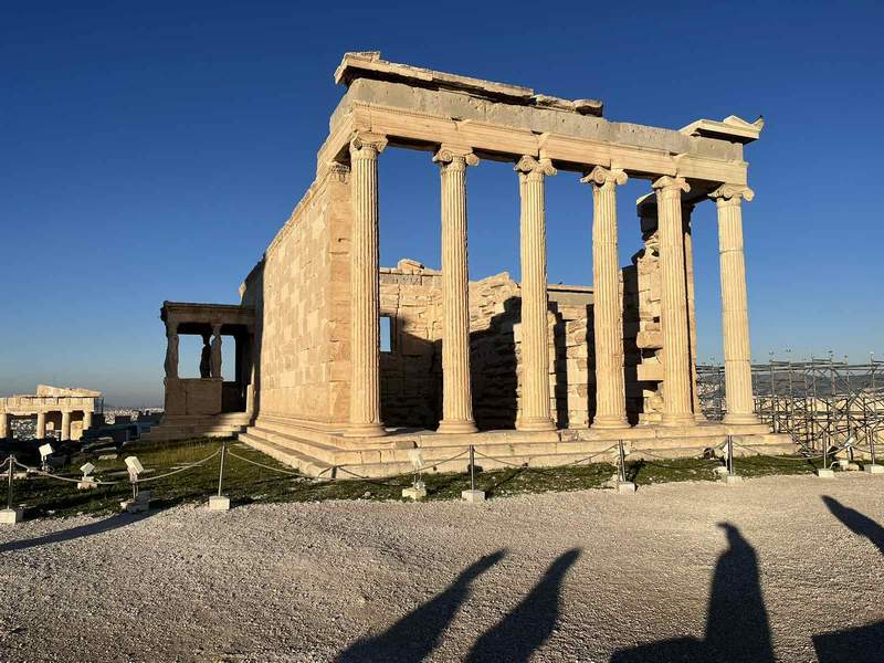 Akropolj Obilasci